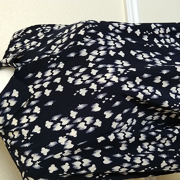 H&M Long Sleeve Blouse - Picture 2 of 11